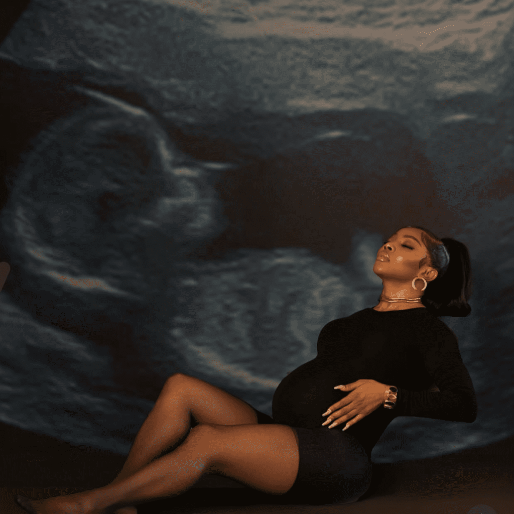 Toke Makinwa Welcomes Baby Yakira 