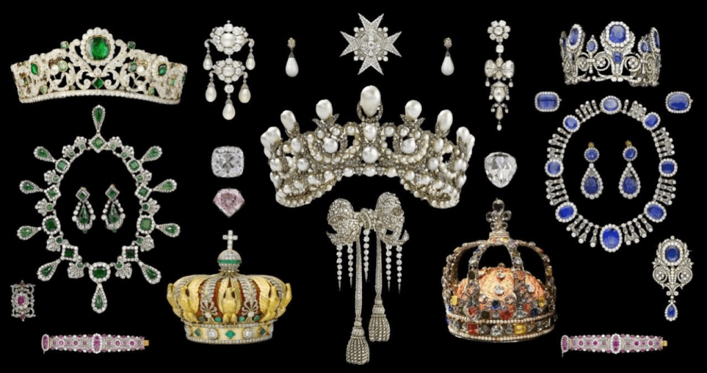 Daylight Heist: Thieves Steal €88 Million Crown Jewels From the Louvre