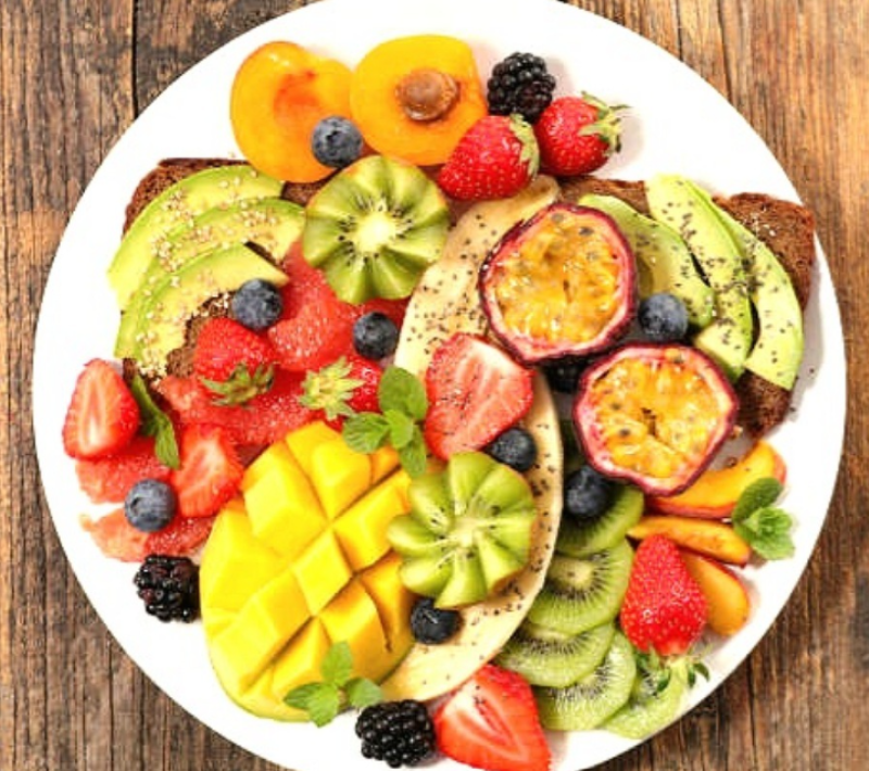 10 Super Fruits That Aid Quick and Healthy Digestion