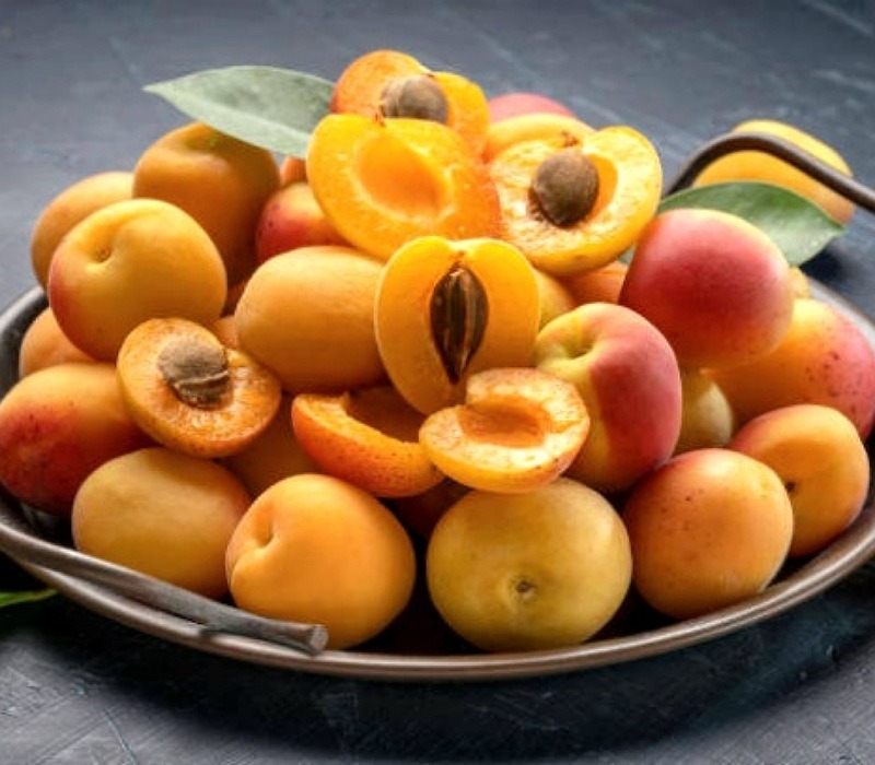 10 Super Fruits That Aid Quick and Healthy Digestion