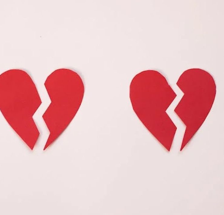 Tips to get over a breakup fastly and easily without crying or giving up