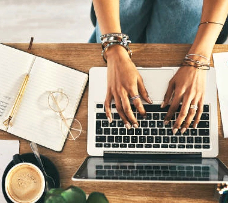 7 Reasons Why Every Girl Needs A Side Hustle After Turning 18